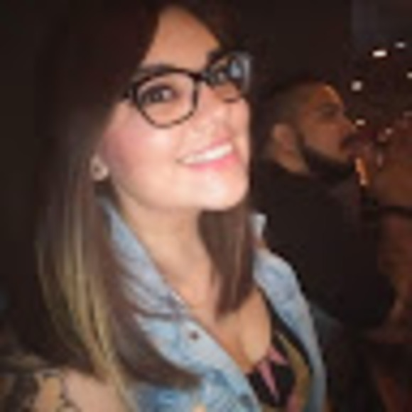 Meet your Posher, Elizabeth - Picture 1 of 1